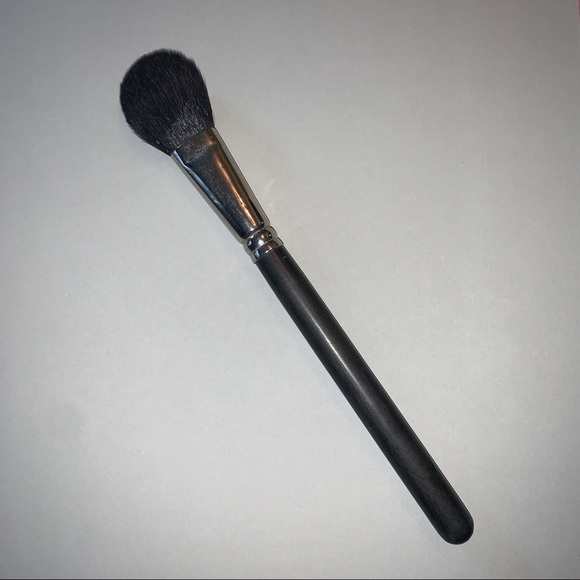 MAC 116 Blush Brush Original - Natural Bristles